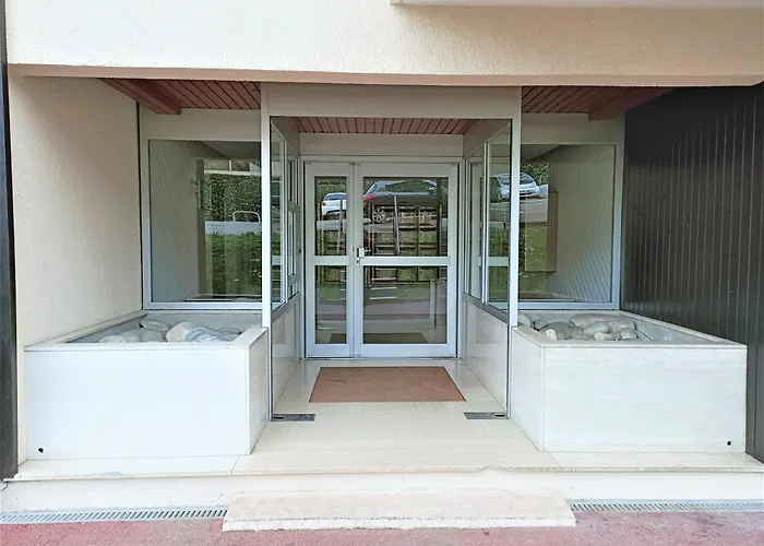 Joli Avec Vue Lac, Parking Et Proche Thermes Chevalley - Fr-1-555-97 アパート *